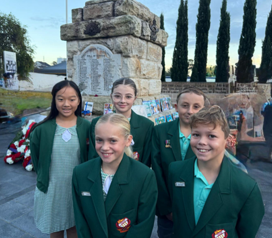 Students representing Miranda North school at ANZAC day ceremony